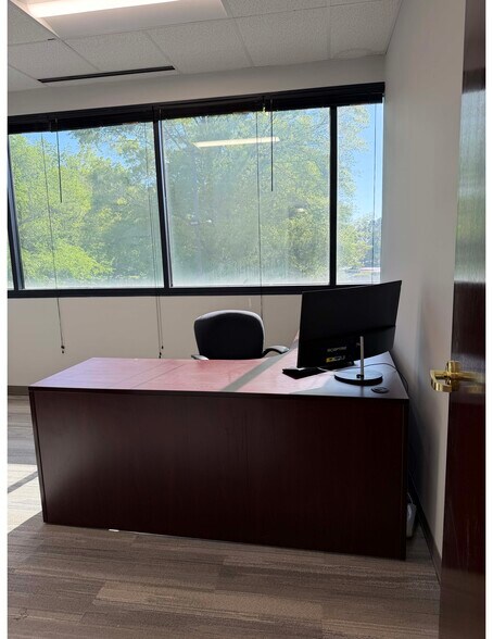 More Photos Of 6230 Shiloh Rd, Alpharetta Office For Lease