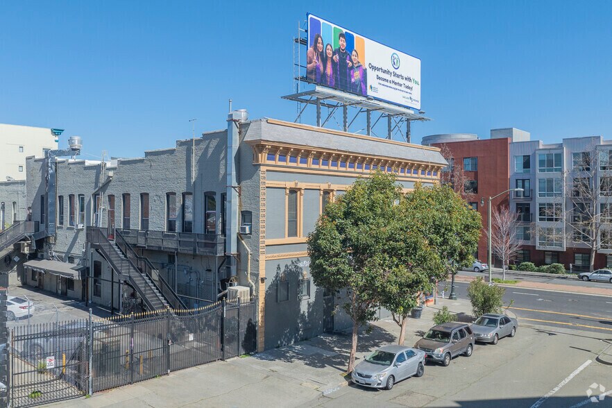 More Photos Of 1901-1915 San Pablo Ave, Oakland Storefront Retail Office For Lease