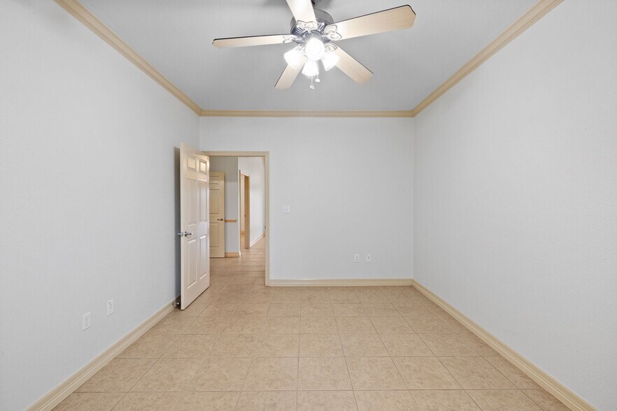 More Photos Of 3000 Joe Dimaggio Blvd, Round Rock Office Residential For Lease