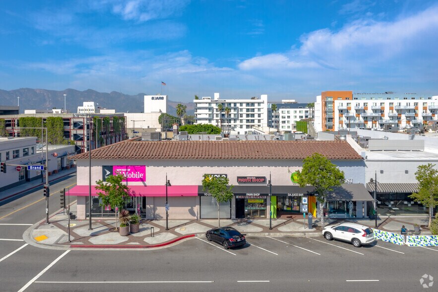 More Photos Of 301-307 N Brand Blvd, Glendale Storefront For Lease