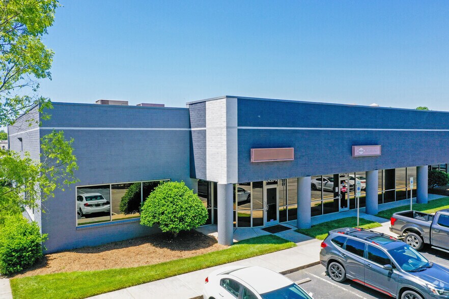 Primary Photo Of 10430 Harris Oaks Blvd, Charlotte Light Distribution For Lease