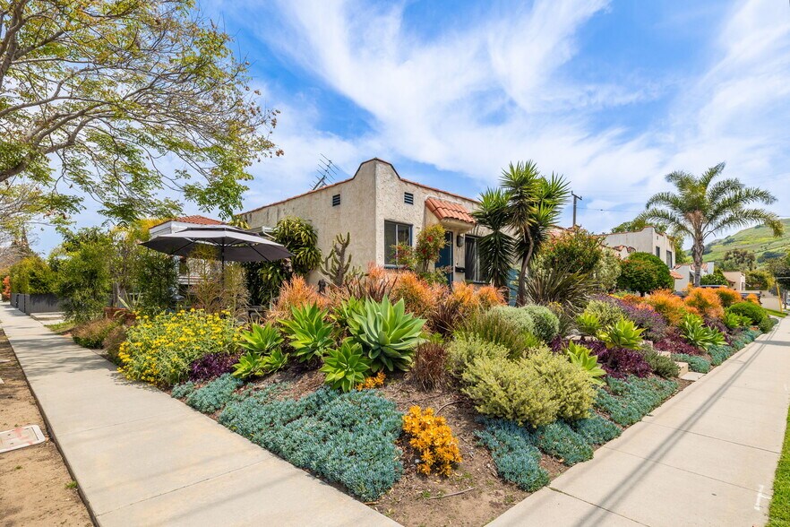 More Photos Of 4154 Ince Blvd, Culver City Apartments For Sale