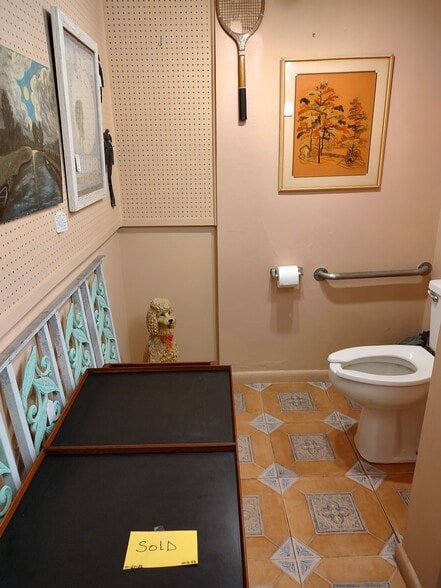 More Photos Of 2545 Central Ave, Saint Petersburg Storefront Retail Office For Sale