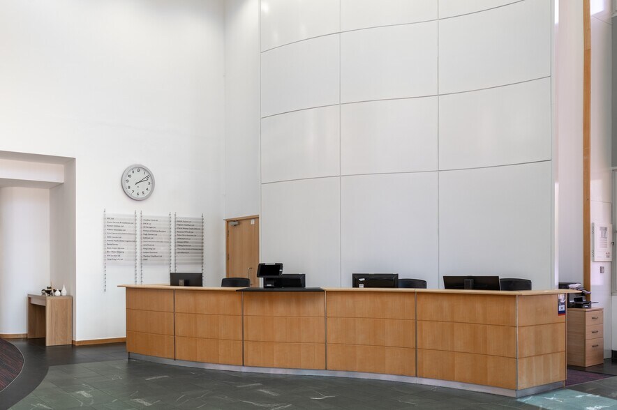 More Photos Of 450 Bath Rd, West Drayton Coworking Space