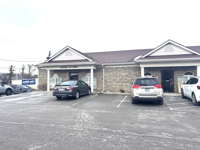 More Photos Of 3645 N Briarwood Ln, Muncie Unknown For Lease