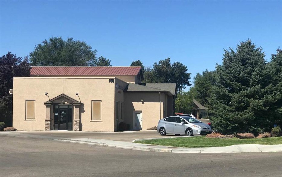 More Photos Of 98-100 McClure Ave, Nampa Office For Lease