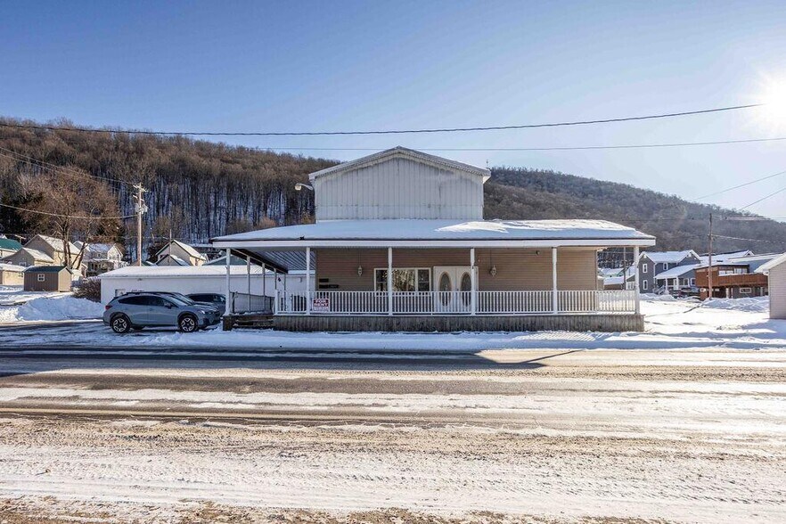 More Photos Of 75 Germania St, Galeton Restaurant For Sale