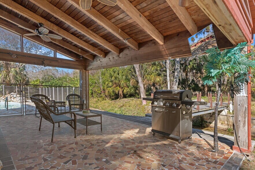 More Photos Of 8301 Congress St, Port Richey Flex For Sale