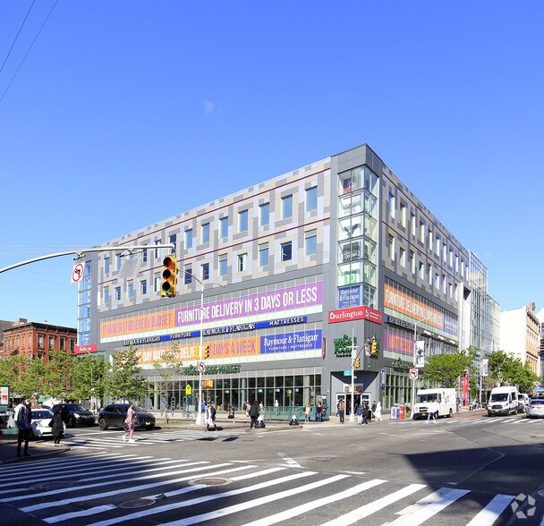 More Photos Of 100-112 W 125th St, New York General Retail For Lease