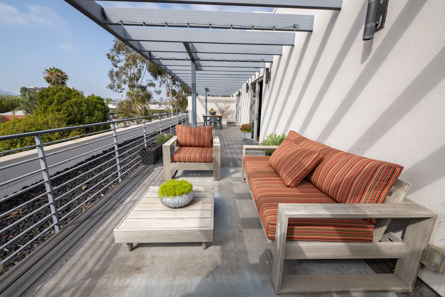 More Photos Of 1538 20th St, Santa Monica Loft Creative Space For Lease