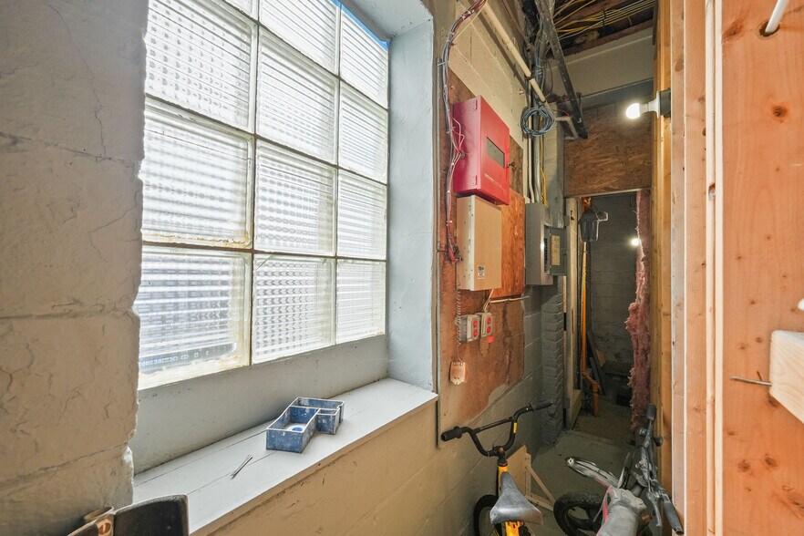 More Photos Of 138 Morgan St, Fall River Warehouse For Sale