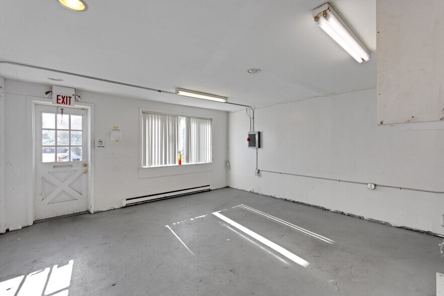 More Photos Of 6 Spring St, Jamesburg Warehouse For Sale