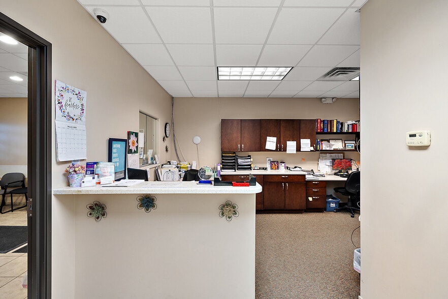 More Photos Of 43303 Schoenherr Rd, Sterling Heights Medical For Sale