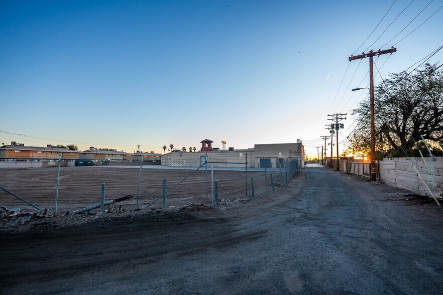 More Photos Of 1950 S 4th St, El Centro General Retail For Sale