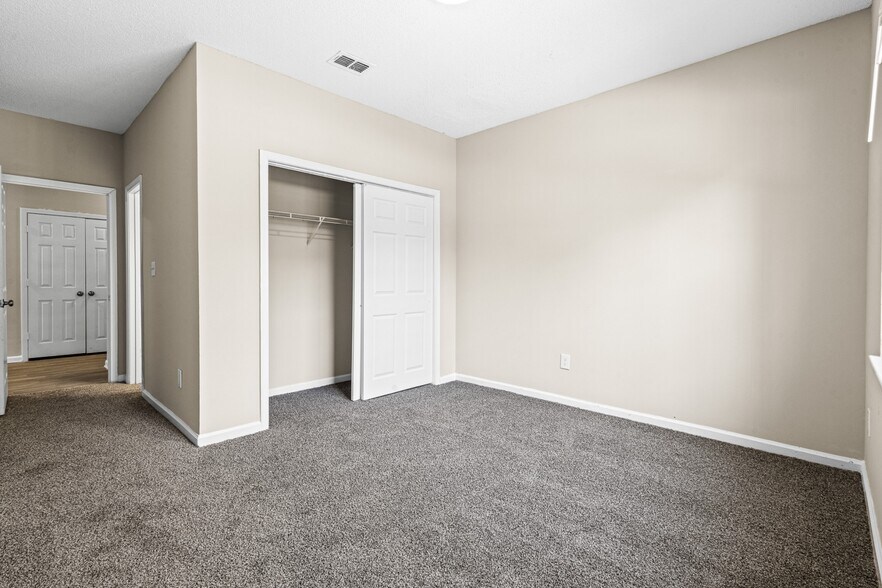 More Photos Of 6595 Mount Zion Blvd, Morrow Apartments For Sale