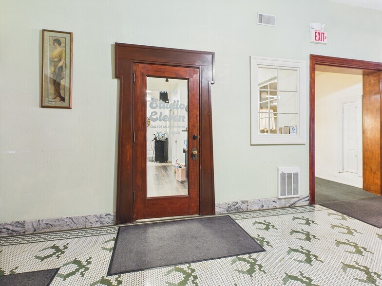 More Photos Of 619 Blondeau St, Keokuk Office For Sale