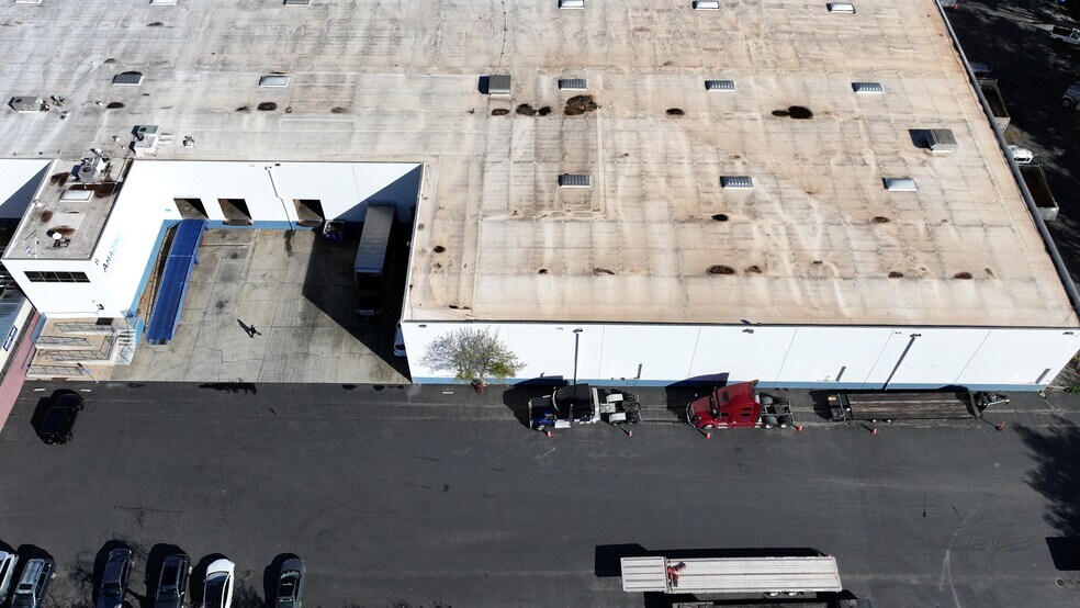 More Photos Of 2071 Ringwood Ave, San Jose Distribution For Lease