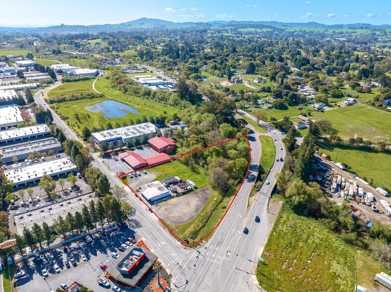 More Photos Of 1375 Industrial Ave, Petaluma Showroom For Sale