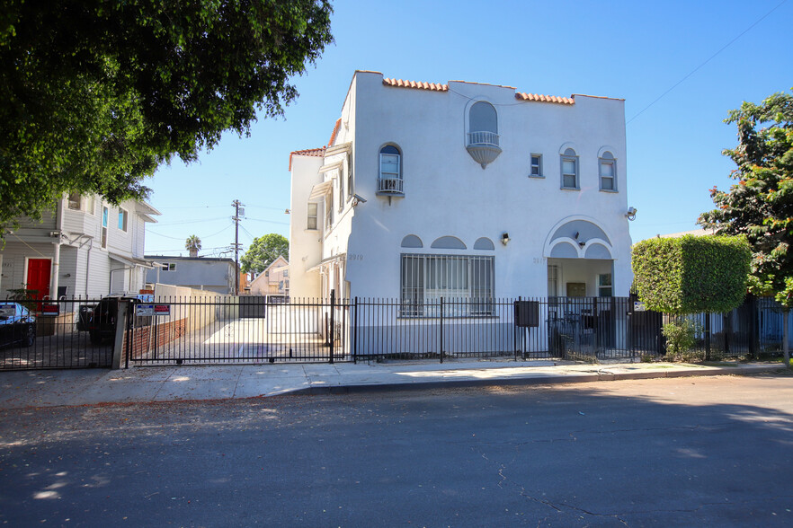 Primary Photo Of 2917 Walton Ave, Los Angeles Apartments For Sale