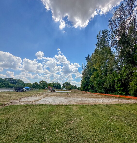 More Photos Of 3230 Warehouse Road rd, Owensboro Unknown For Lease