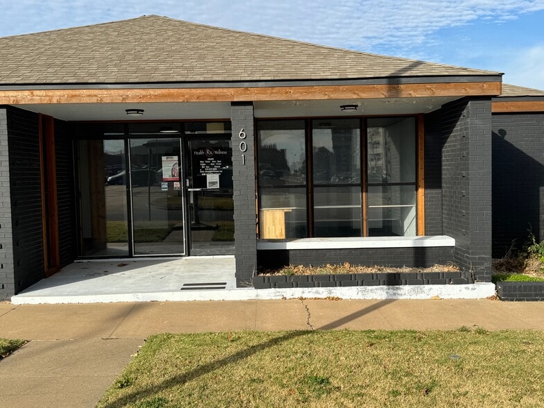 More Photos Of 601 SW Jennings Ave, Bartlesville Office For Lease