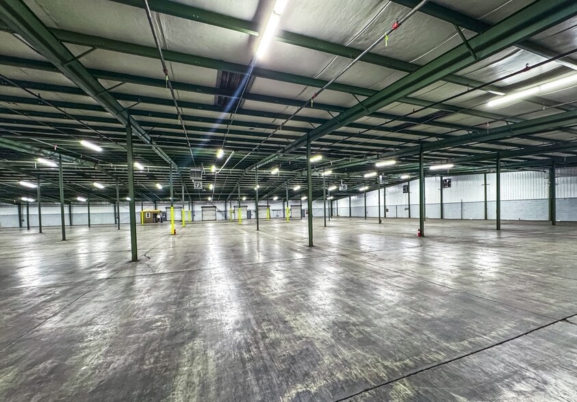 More Photos Of 1605 Prosser Rd, Knoxville Warehouse For Lease