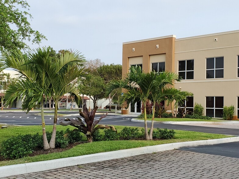 More Photos Of 12905 SW 42nd St, Miami Office For Lease