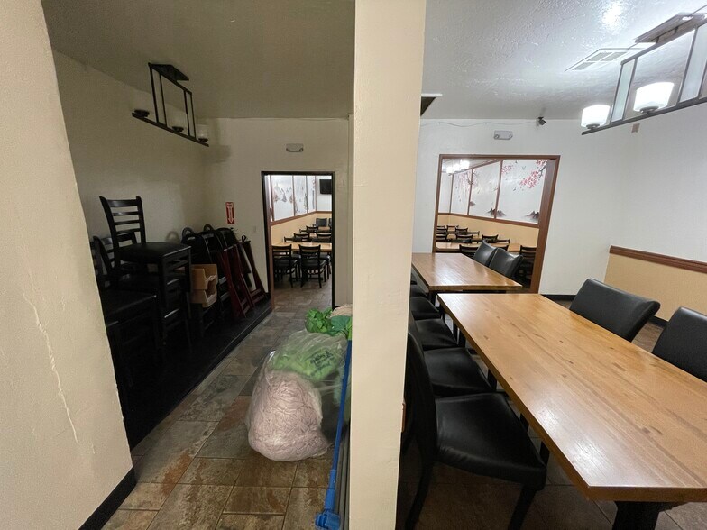 More Photos Of 5933-43 El Cajon Blvd, San Diego Storefront Retail Office For Sale