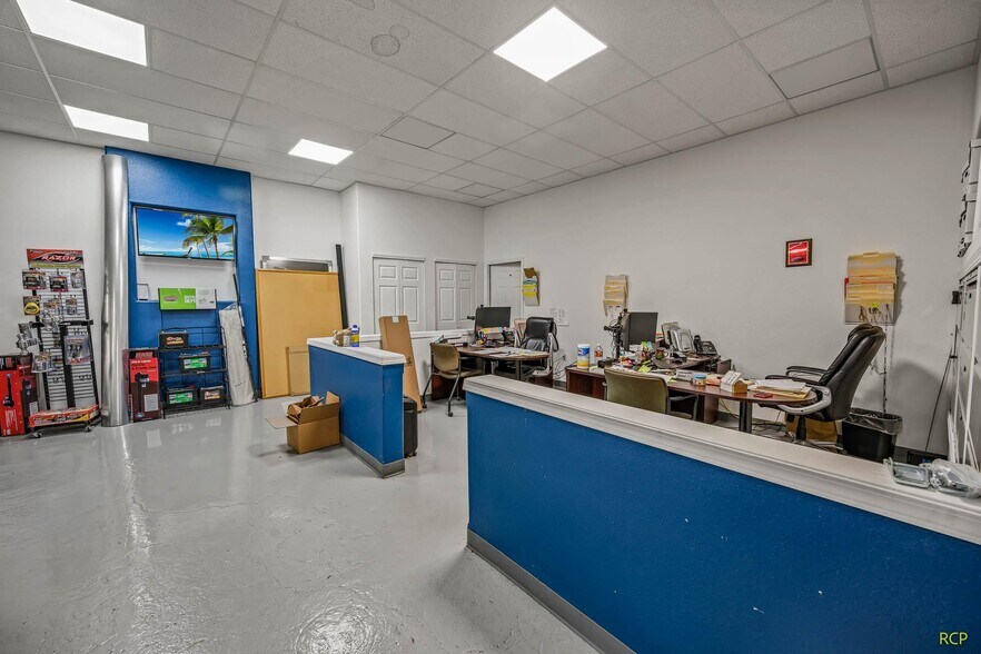 More Photos Of 53026 NW Thornton Dr, Scappoose Warehouse For Sale
