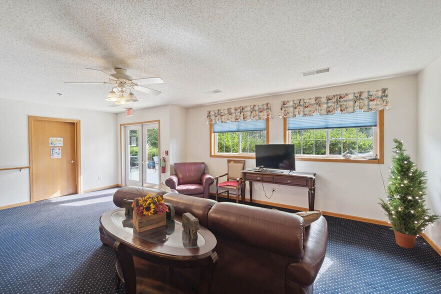 More Photos Of 510 Meadow Ln, Wrightstown Assisted Living For Sale