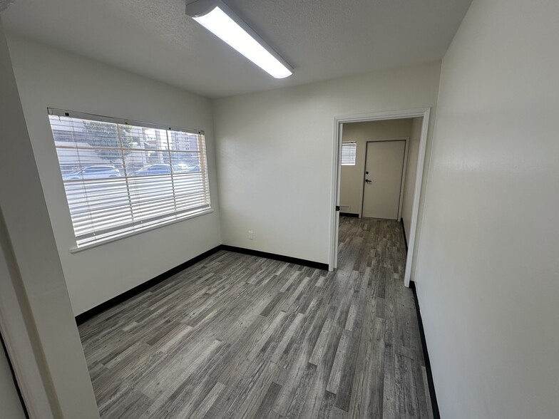 More Photos Of 2731 H St, Bakersfield Medical For Lease