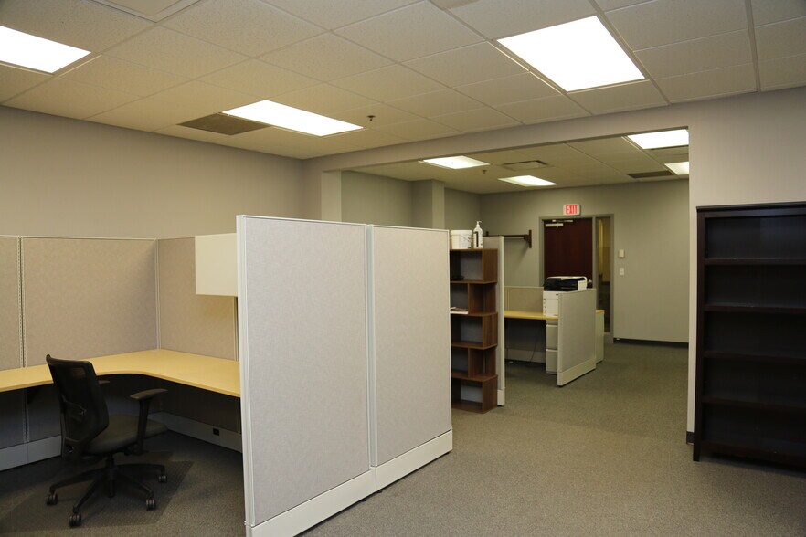 More Photos Of 45 Professional Pl, Bridgeport Office For Lease
