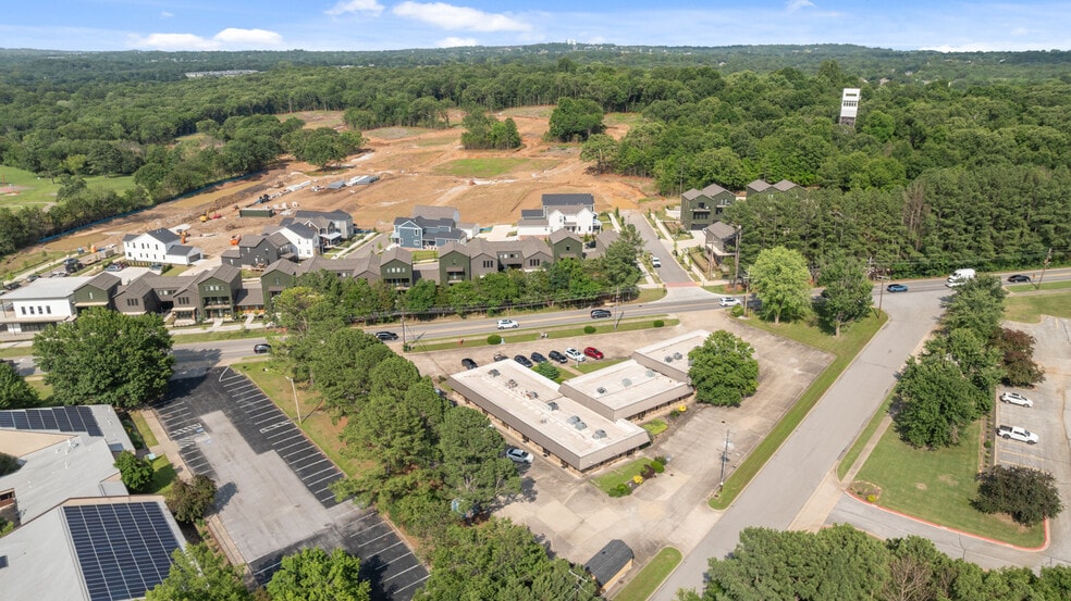 More Photos Of 2863 Old Missouri Rd, Fayetteville Office For Lease