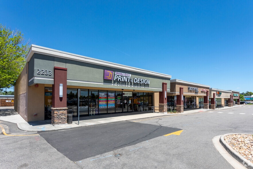 More Photos Of 2223 S Monaco Pky, Denver Unknown For Lease