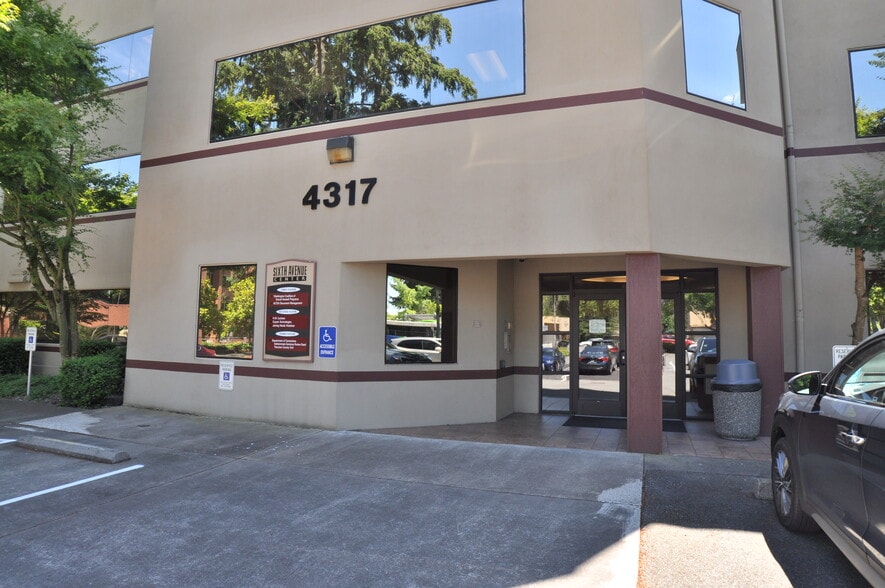 More Photos Of 4317 6th Ave SE, Lacey Office For Lease