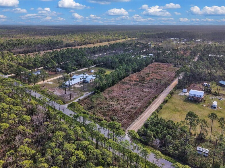 More Photos Of 21070 Beach Rd, Perry Specialty For Sale