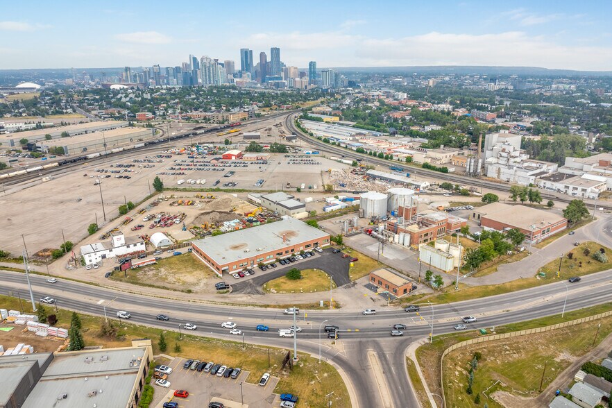 More Photos Of 2225 15th St SE, Calgary Warehouse For Sale