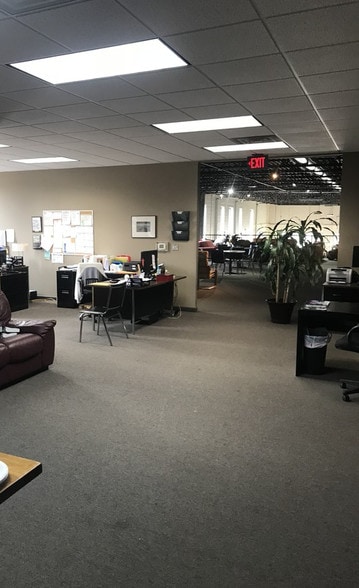 More Photos Of 1037 Unger Ln, Boyertown Auto Dealership For Sale