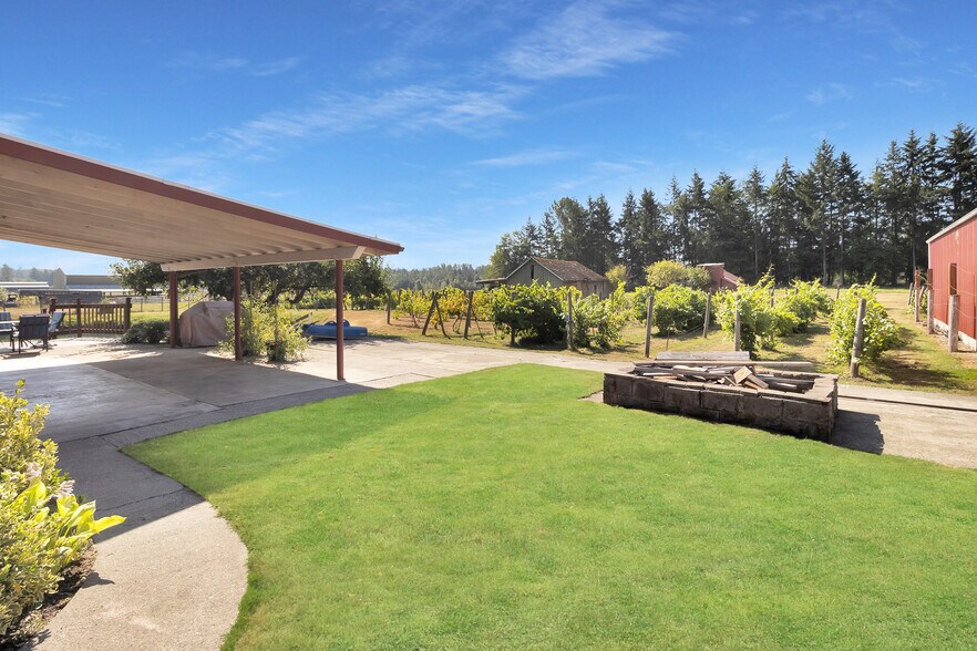 More Photos Of 12314 264th St E, Graham Winery Vineyard For Sale