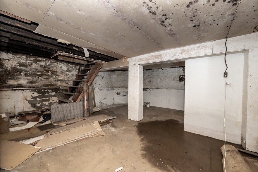 More Photos Of 569-571 Coleman Avenue, Johnstown Office For Sale
