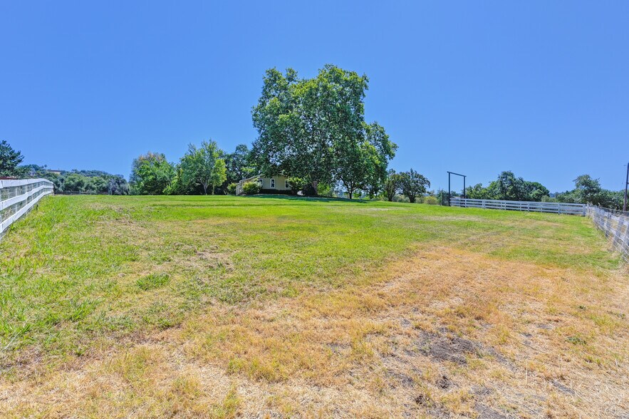 More Photos Of 1200 Gold Hill Rd, Newcastle Land For Sale