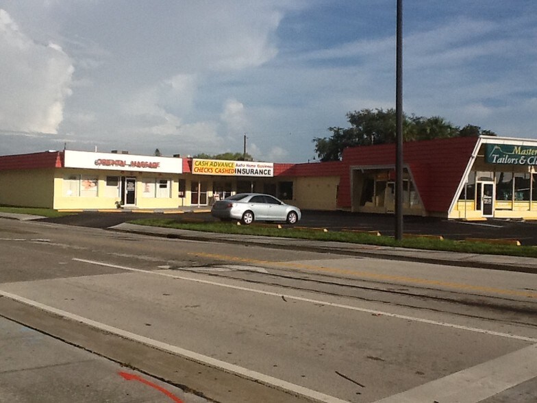 More Photos Of 4120 Cleveland Ave, Fort Myers General Retail For Sale