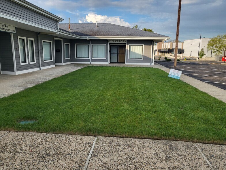 More Photos Of 1121 Route 47 S, Rio Grande Medical For Sale