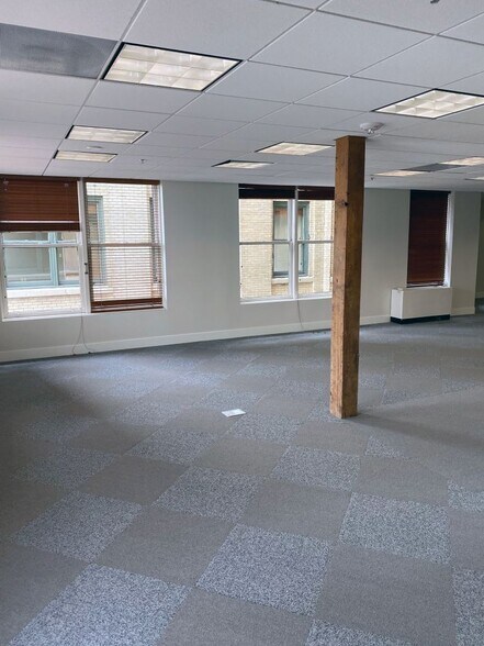 More Photos Of 815 SW 2nd Ave, Portland Office For Lease