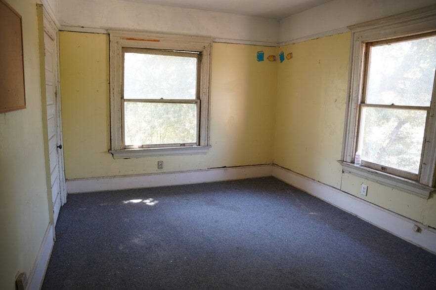 More Photos Of 1429 N Fair Oaks Ave, Pasadena Religious Facility For Sale