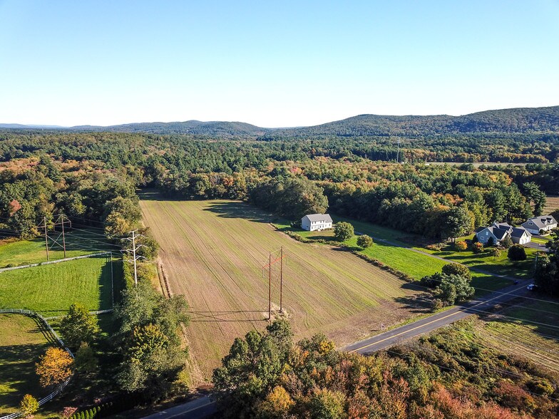 More Photos Of 43 Stafford Rd, Somers Land For Sale