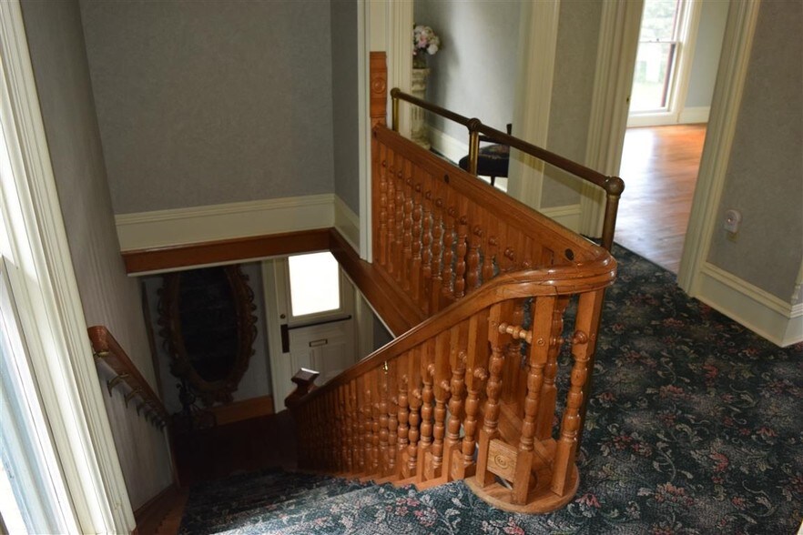 More Photos Of 138 1st St, Baraboo Office For Sale