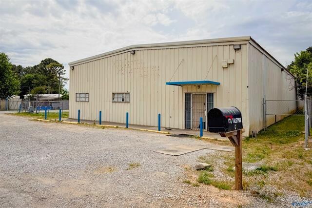 More Photos Of 138 Valley Park Dr, Decatur Industrial For Sale