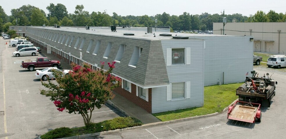 More Photos Of 801 Butler St, Chesapeake Light Manufacturing For Sale