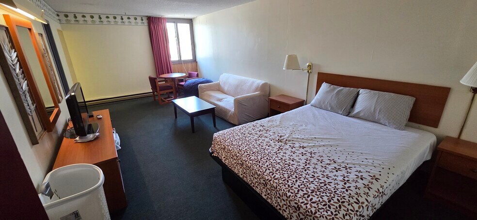 More Photos Of 1030 Arsenal St, Watertown Hotel For Sale